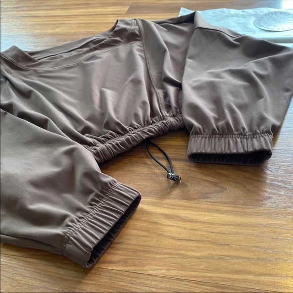 ❗️SOLD❗️Balance Athletica Outlander Crew - Picture 2 of 12